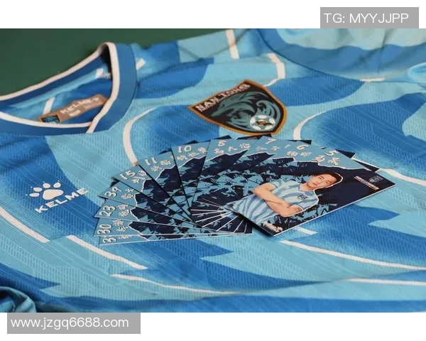 如何绘制一张独特的小学生足球球星卡并赋予其个性化设计技巧