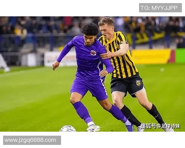 帕尼尼足球欧战折卡:揭开珍藏卡片背后的历史与价值